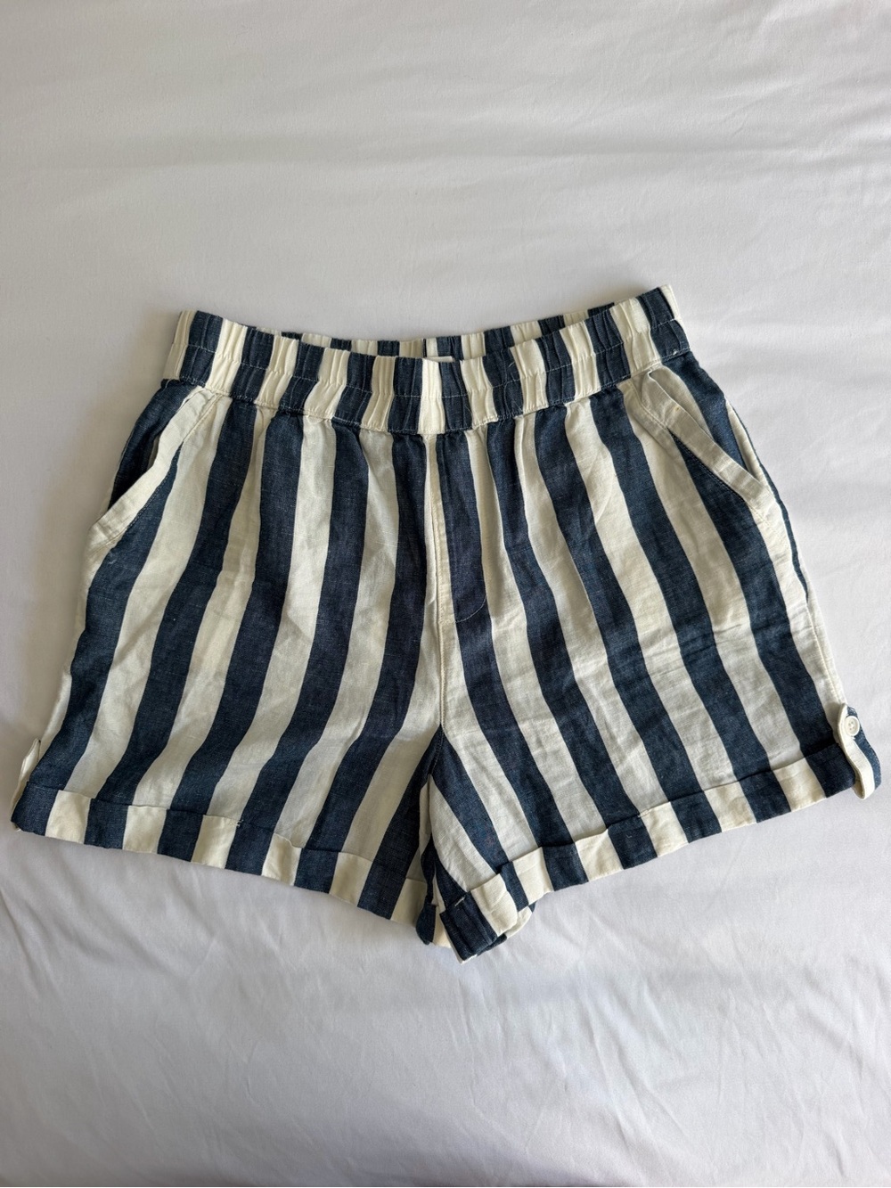 Pact "Rhea" 70 Organic Cotton 30 Linen Mariner Blue White Vertical Stripe Short